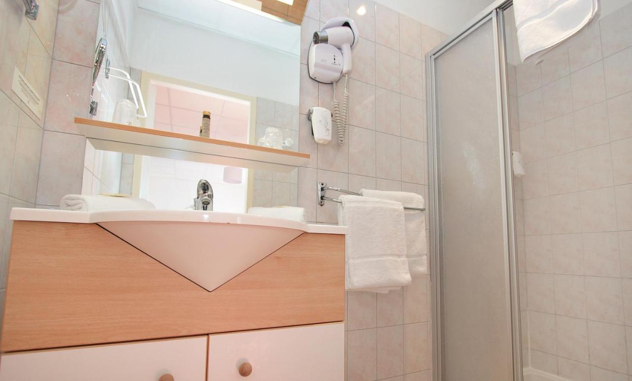 Hotel Les Marronniers 3*